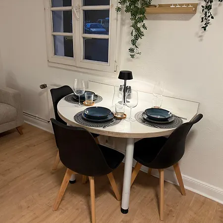 Modern 3 Bedroom Free Parking Fast Wif Apartament Solingen