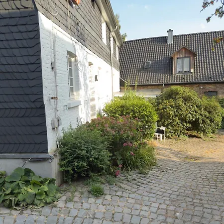 Modern 3 Bedroom Free Parking Fast Wif Apartament Solingen